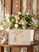 Księgi wpisów gości Drewniane  ślubny album na zdjęcia wklejane i ksiega gosci, grawerowane drewno wasze imiona3