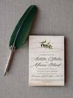 Zaproszenia ślubne Rustykalne i Natura rustykalne zaproszenia ślubne drewniane zaproszenie z eukaliptusem i koperta butelkowa zieleń1