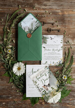 Zaproszenia ślubne Rustykalne i Natura Rustykalne zaproszenia ślubne zielone zaproszenie na ślub w lesie motyw jelonków koperta zielona lub kalka1