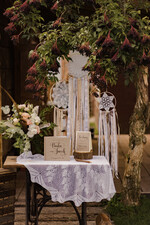 Księgi wpisów gości Boho/etno/pióra księga do wpisywania życzeń przez gości weselnych, w stylu boho z motywam kwiatowym1