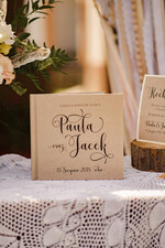 Księgi wpisów gości Boho/etno/pióra księga do wpisywania życzeń przez gości weselnych, w stylu boho z motywam kwiatowym4