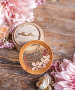 Pudełka Szkatułki na Obrączki szkatułki szkatułka na obrączki ślubne wasze imiona i data pudełko z żywicy 1