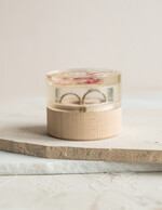 Pudełka Szkatułki na Obrączki szkatułki pudełko z imionami pary młodej, szkatułka na obrączki z kwiatami, pudełko na obrączki z żywicy, pudełko na obrączki z zatopionymi kwiatami w żywicy1