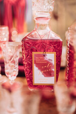 Zawieszki na butelki boho/etno/pióra etykieta na wódkę zawieszka na alkohol weselny, boho eleganckie wasza tresc1