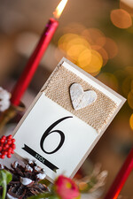 Numery na stół Rustykalne tabliczka z numerem stołu weselnego, styl rustykalny wesele w stodole2