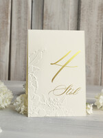 Numery na stół Glamour numerki na stół weselny z tłoczonymi kwiatami, eleganckie numerki na stoły weselne, tłoczone numerki na stół weselny, dekoracja stołów weselnych tłoczone kwiaty0