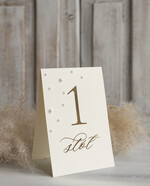 Numery na stół Glamour stojak numerek na stół weselny ecru ze złotym napisem i perełkami, złocone w stylu glamour numeracja stołów weselnych, numery na stół weselny z perełkami7