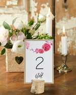 Numery na stół Otwarte jednokartkowe numerki na stoliki ślubne, eleganckie usadzenie gości0