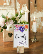 Numery na stół Otwarte jednokartkowe numery na stoły weselne, eleganckie usadzenie gości0