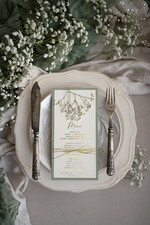 Menu botaniczne podróżnicze  menu weselne z suszoną gipsówką, menu na stoły weselne karta potraw weselnych, karta dań na weselu z suszonymi kwiatami1