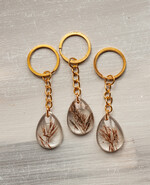 Podziękowania dla Gości Weselnych Magnesy breloki Zdrapki upominki dla gości weselnych trawa pampasowa zatopiona w żywicy, ręcznie robiony brelok do kluczy z zawieszką z żywicy, ślubne podziękowanie dla gości brelok z zatopionymi płatkami złota w żywicy7