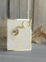 Podziękowania dla Gości Weselnych Magnesy breloki Zdrapki prezent dla gości na ślubie zatopione kwiaty w żywicy, ręcznie robiony brelok do kluczy z zawieszką z żywicy, podziękowanie dla gości weselnych brelok z zatopionymi kwiatkami w żywicy2