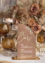 Menu rustykalne rustykalne menu na stol weselny, złote napisy na menu weselnym, drewniana karta dań, rustykalna karta dan, rustykalne ozdoby na stół weselny8