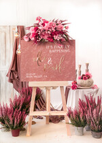 Plany stołów Glamour welurowe powitanie i usadzenie gości plan stołów weselnych, złote napisy na ramie, welurowa rama powitanie na weselu, elegancka tablica powitalna na weselu.5