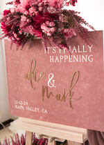 Plany stołów Glamour welurowe powitanie i usadzenie gości plan stołów weselnych, złote napisy na ramie, welurowa rama powitanie na weselu, elegancka tablica powitalna na weselu.4