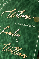 Plany stołów Glamour welurowe Tablica powitalna slubna glamour, elegancka welurowa plansza powitanie gości na Weselu, rama powitanie na weselu rama z powitaniem gości na weselu10