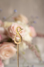 Numery na stół Akryl złote piękne numerki na stół weselny złota błyszcząca plexi, złote numerki na stoly weselne9