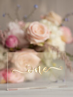 Numery na stół Akryl  stojak numerki na stół weselny przezroczyste eleganckie modne  2