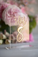 Numery na stół Akryl tabliczka z numerem stołu weselnego, złote lusterkowe napisy1
