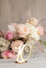 Numery na stół Akryl nowoczesne numery stołów weselnych złota lustrzana plexi 8