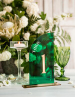 Numery na stół Akryl zielone numerki na stoły weselne, elegancka i nowoczesna forma karty dań na weselu, akrylowe zielone menu weselne, 5