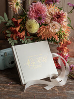 Księgi wpisów gości glamour album ślubny do wpisów gości, złota okładka wasze imiona i data, kaligrafia na okładce9