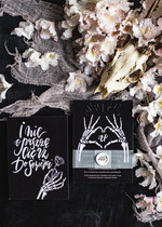 Zaproszenia ślubne Indywidualne Zaproszenia ns łub z czachami -Alternatywne Szokujace zaproszenia z Trupami na Ślub - Wasi goście Padną trupem - Zaproszenia na ślub w stulu halloween1