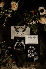 Zaproszenia ślubne Indywidualne Zaproszenia ns łub z czachami -Alternatywne Szokujace zaproszenia z Trupami na Ślub - Wasi goście Padną trupem - Zaproszenia na ślub w stulu halloween9