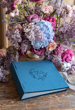 Księgi wpisów gości welurowe granatowa ksiega gosci welurowa do wklejania zdjec i wpisy gosci wybór koloru kartek   0