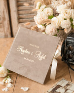 Księgi wpisów gości welurowe duża Welurowa Księga Wpisów Gości Ecru Kartki Księga Pamiątkowa welurowa ze Złotymi Napisami 1