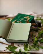 Księgi wpisów gości welurowe pamiątkowa księga gości weselnych w pudełku, weselena księga wpisów gości zielona ze złotym, welurowa księga wpisów w pudełku, szmaragdowy i zlota okładka 14