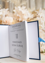 Księgi wpisów gości welurowe granatowa elegancka księga gości i album na zdjęcia w jednym, album na życzenia i zdjęcia z fotobudki, pamiątkowa welurowa księga wpisów gości 3