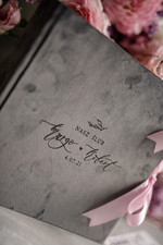 Księgi wpisów gości welurowe duża welurowa ksiega gosci weselnych z ankietami wybierz swoje kartki na zdjęcia z fotobudki i polaroidy   6