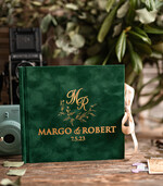 Księgi wpisów gości welurowe Księga ciemno zielona, welurowa księga wpisów gości, złote napisy na okładce, księga glamour, welurowa pamiątkowa księga wpisow gosci0