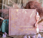 Księgi wpisów gości welurowe różowa welurowa księga gości weselnych z ankietami lub waszymi wydrukami, złote napisy na okładce0