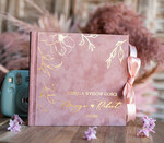 Księgi wpisów gości welurowe różowa welurowa księga gości weselnych z ankietami lub waszymi wydrukami, złote napisy na okładce2