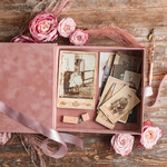 Księgi wpisów gości welurowe welurowa, aksamitna księga gości z pudełkiem, złote napisy na okładce, księga pamiątkowa na wesele i wpisy gosci weselnych5