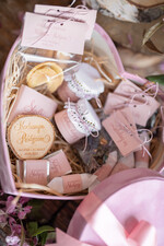 Prezenty, Podziękowania dla Rodziców Pudełka welurowe  podziękowania dla rodziców prezent welurowe serduszko ze słodkościami 6