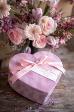 Prezenty, Podziękowania dla Rodziców Pudełka welurowe  podziękowania dla rodziców prezent welurowe serduszko ze słodkościami 7