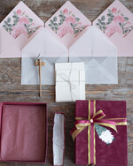 PREZENTY NA RÓŻNE OKAZJE  Kaligrafia prezent na swieta zestaw papterii wraz z piekna debowa obsadka 4