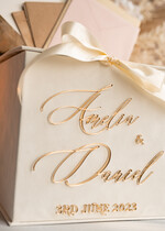 Pudełko na koperty  glamour Elegancka welurowa kopertówka ze złotymi napisami, cieniowany welur ecru, pudełko na koperty, pomysł na pudełko na pieniądze podczas wesela5