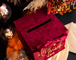 Pudełko na koperty  glamour Personalizowana bordowa welurowa kopertówka ze złotymi napisami, bordowy cieniowany welur, pudełko na koperty, pomysł na pudełko na pieniądze podczas wesela12
