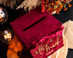 Pudełko na koperty  glamour Personalizowana bordowa welurowa kopertówka ze złotymi napisami, bordowy cieniowany welur, pudełko na koperty, pomysł na pudełko na pieniądze podczas wesela3