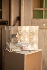 Pudełko na koperty  glamour przezroczysta ślubna skrzynka pudełko na koperty weselne geometryczne złote serce wasze imiona25