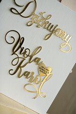 Pudełko na koperty  glamour  ślubna biała skrzynka na koperty błyszczące złote litery kopertówka z waszymi imionami1