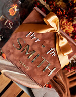 Pudełko na koperty  glamour Elegancka brązowo złota welurowa kopertówka ze złotymi napisami, brązowy cieniowany welur, pudełko na koperty, pomysł na pudełko na pieniądze podczas wesela21