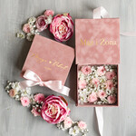 Pudełka Szkatułki na Obrączki glamour   szkatułka na obrączki wasze imiona i data, welurowe pudełko na obrączki ślubne, eleganckie aksamitne pudełko na obrączki ze złotymi napisami0