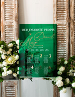 Plany stołów na pleksie - akryl Zielona Tablica Plan stołów glamour, elegancki plan stołów ze złotymi literami, plan usadzenia gości na weselu plansza powitalna na pleksie ze zlotymi literami12