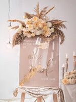 Plany stołów na pleksie - akryl Złota Tablica powitalna slubna glamour, elegancka powitalna plansza ze złotymi literami, rama powitanie na weselu plansza powitalna na pleksie ze zlotymi literami1