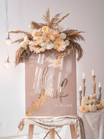 Plany stołów na pleksie - akryl Złota Tablica powitalna slubna glamour, elegancka powitalna plansza ze złotymi literami, rama powitanie na weselu plansza powitalna na pleksie ze zlotymi literami0